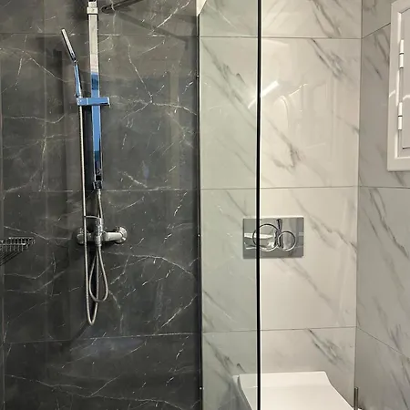 Mamour In Mavrovouni