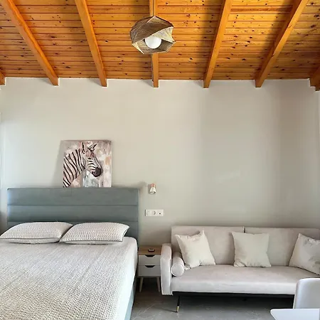 Mamour In Mavrovouni