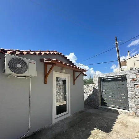 Mamour In Mavrovouni * Μαυροβούνι