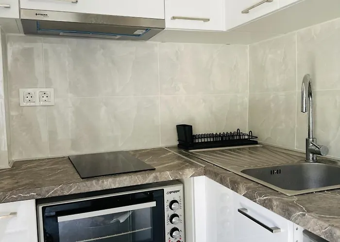 Mamour In Mavrovouni *